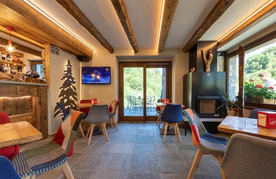La Cascata Chambres D'Hotes-1
